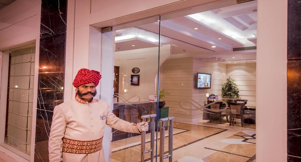 Sarovar Portico Jaipur Exterior photo